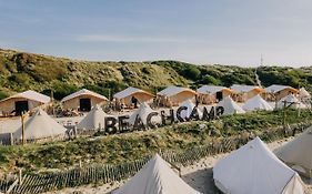 Beachcamp Bloemendaal Surf Resort