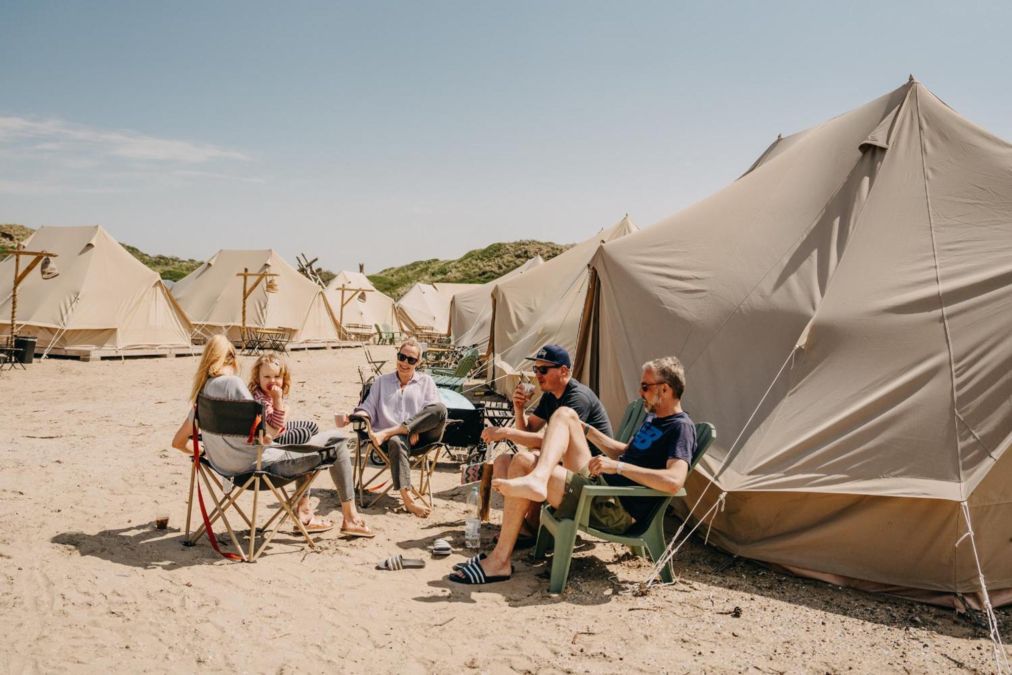 Beachcamp Bloemendaal Surf Resort Overveen Exterior foto